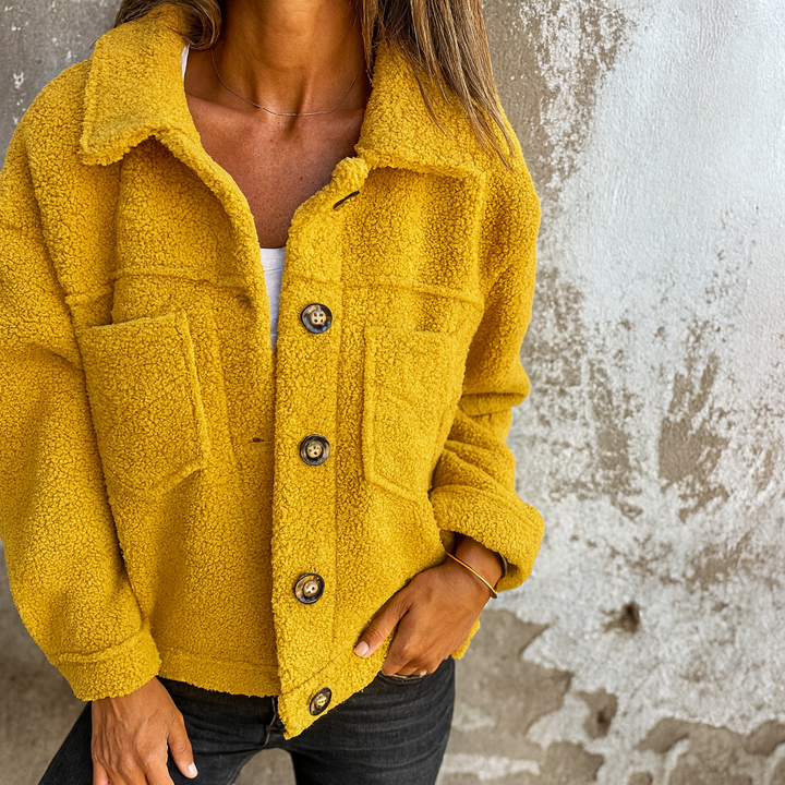 Elegantní podzimní kabát