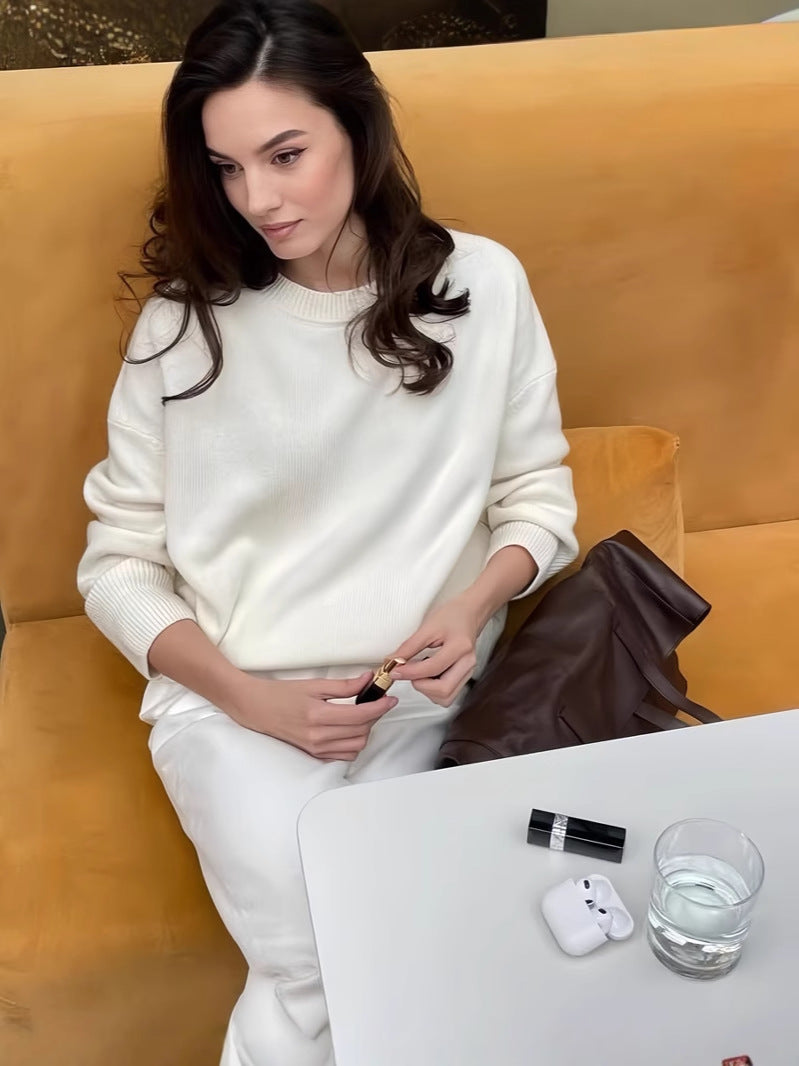 Elegantní Měkký Svetr