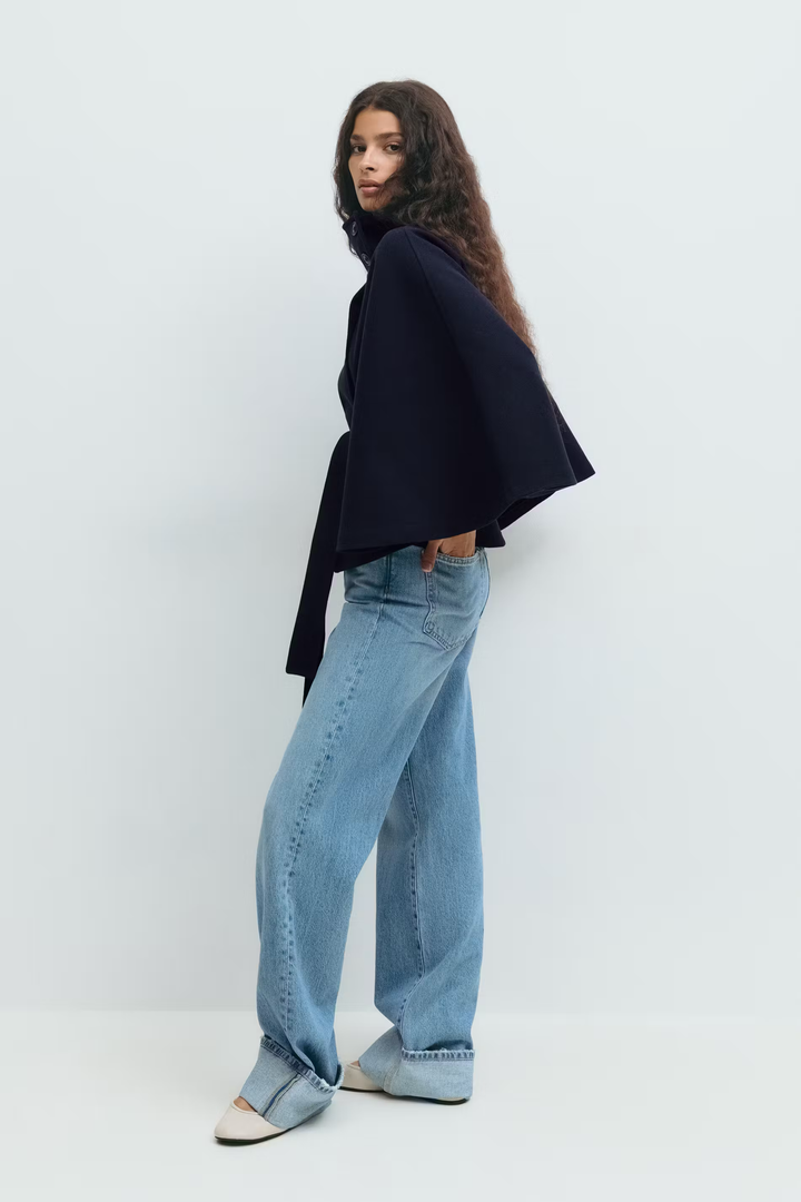 Plášťový kabát s páskem